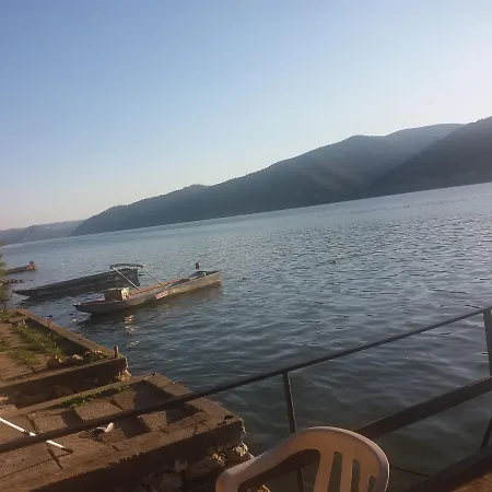 Ljubicine Kolibe Chalet Golubinje