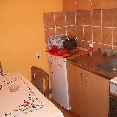 Ljubicine Kolibe Chalet *
